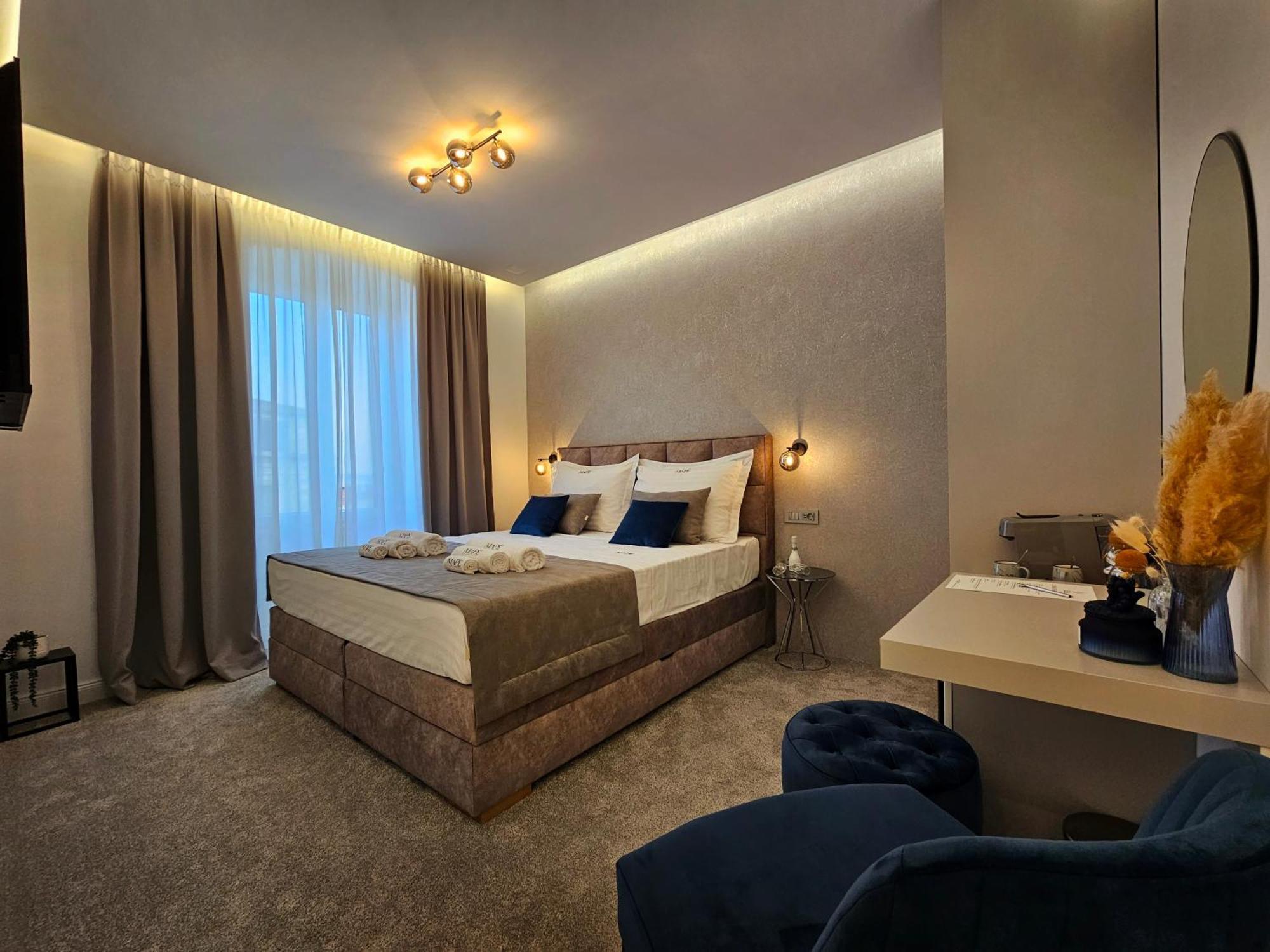 Ma Pe Luxury Rooms สปลิท ภายนอก รูปภาพ