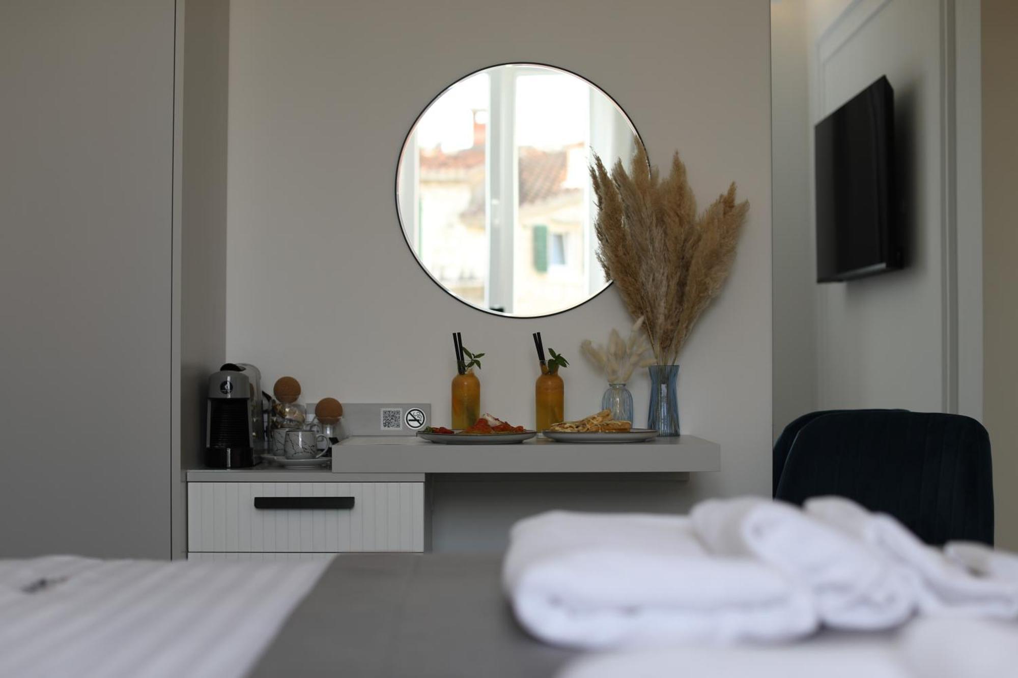 Ma Pe Luxury Rooms สปลิท ห้อง รูปภาพ