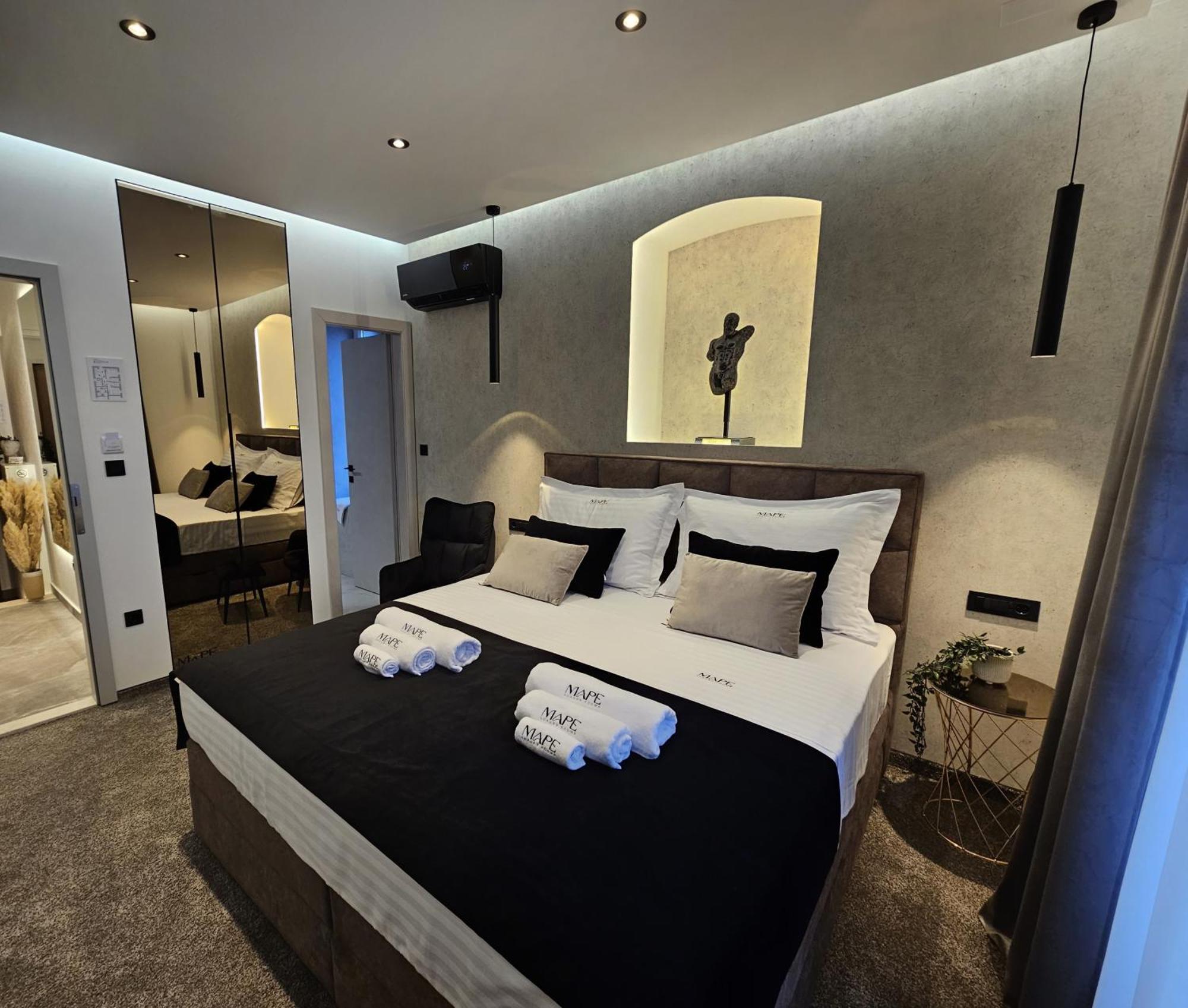 Ma Pe Luxury Rooms สปลิท ภายนอก รูปภาพ